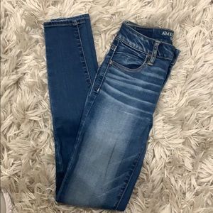 American Eagle High Rise Jeans